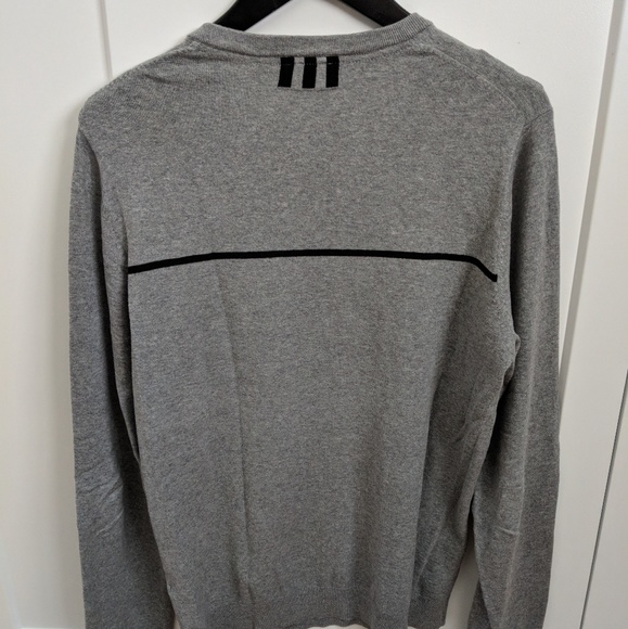 Adidas V-neck Sweater - size M - Picture 2 of 4